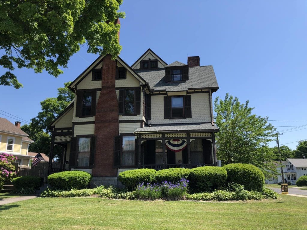 Thomaston's Embrace: A Poem by REALTOR® Steve Schappert