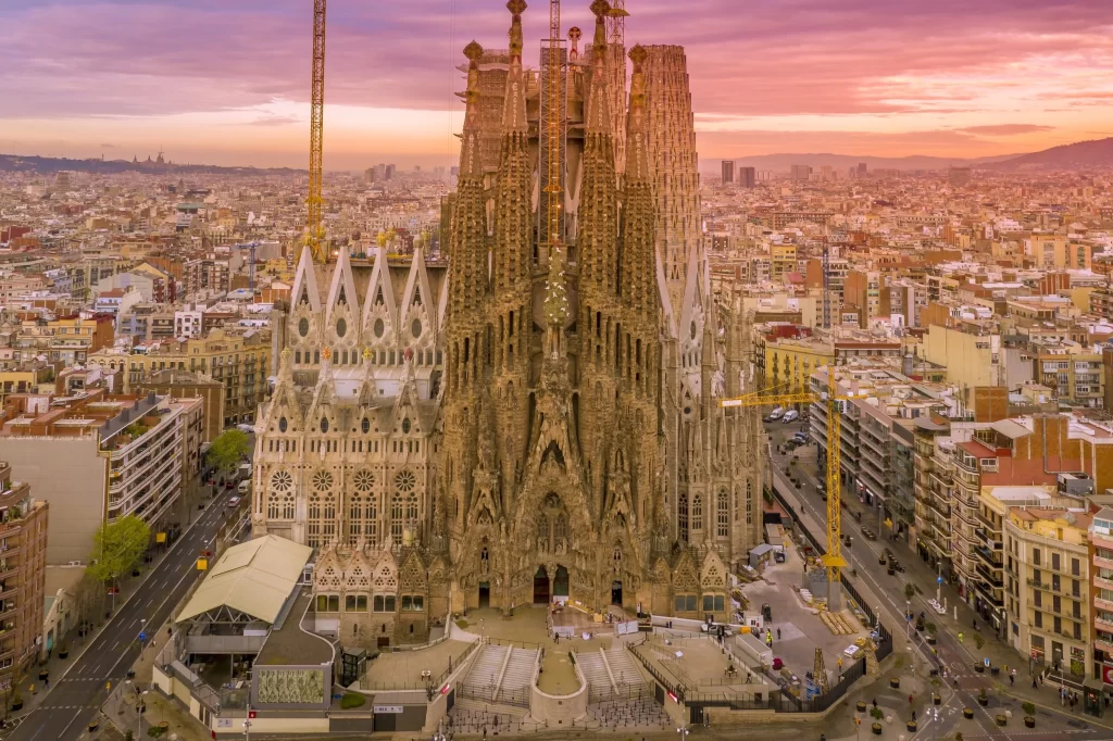 A Joyful Ascension: Sagrada Família’s Tower of Jesus Touches Heaven, Capping a 144-Year Symphony of Stone and Light